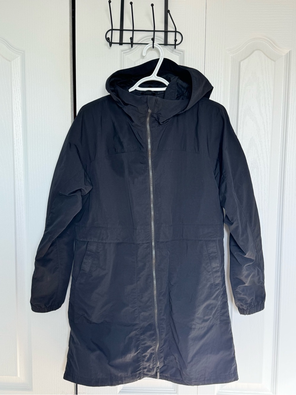 Lululemon Easy As Jacket Black Hooded Water-Repellent Coat